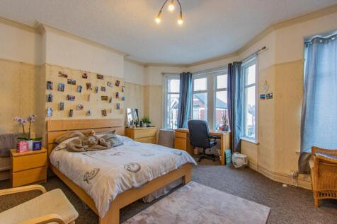 Whitchurch Road 151-11.jpg