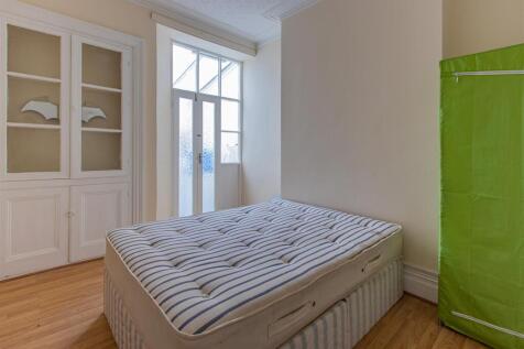 Mackintosh Place 179-20.jpg