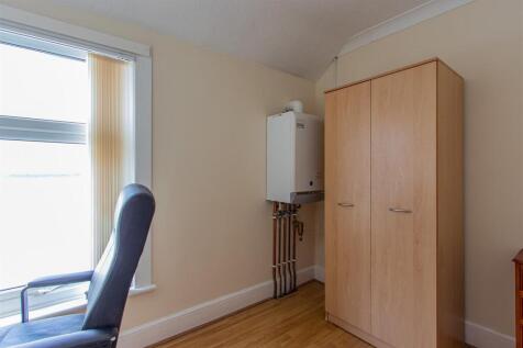 Mackintosh Place 179-16.jpg