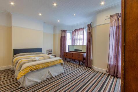 Mackintosh Place 199-6.jpg