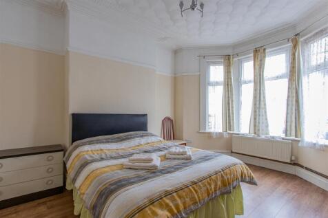 Mackintosh Place 199-9.jpg