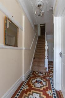 Mackintosh Place 199-12.jpg