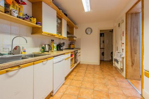 Flora Street 29-8.jpg