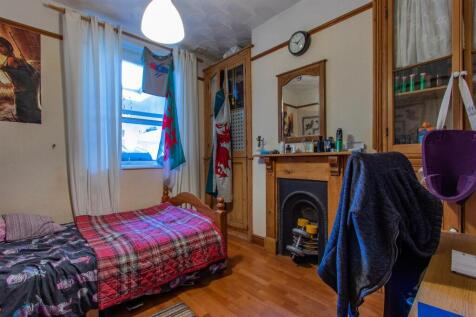 Flora Street 29-5.jpg