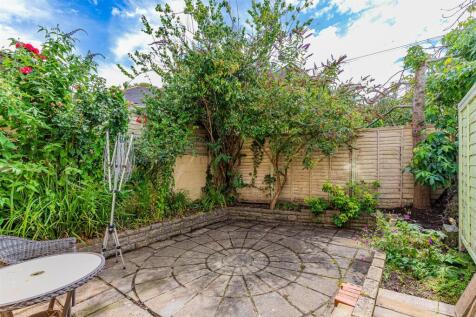 Llantrisant Street 3-2.jpg