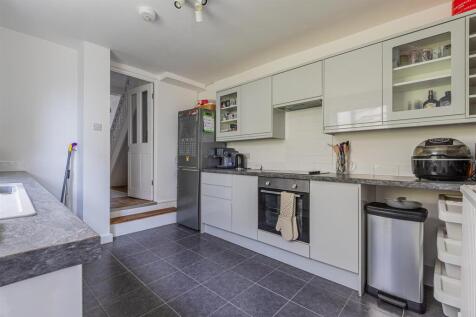 Llantrisant Street 3-9.jpg