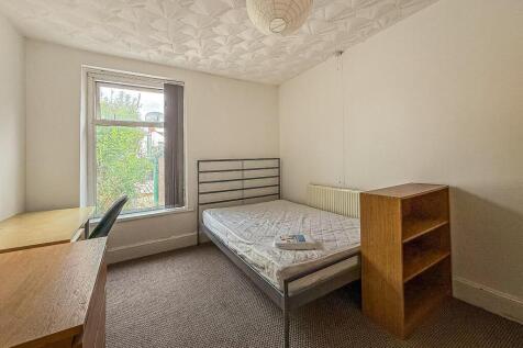 Llantrisant Street 56-5.jpg