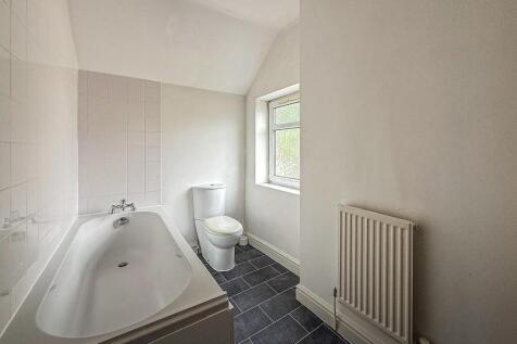 Llantrisant Street 56-15.jpg