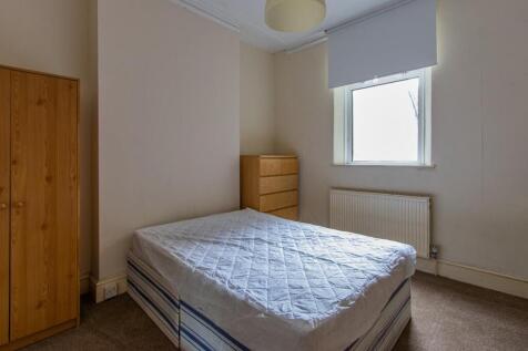 Adamsdown Square 8-3.jpg