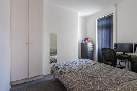 Mundy Place 9-10.jpg