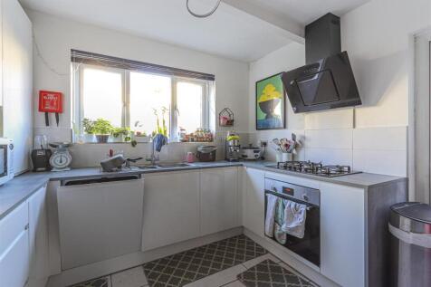 Dogfield Street 57-16.jpg