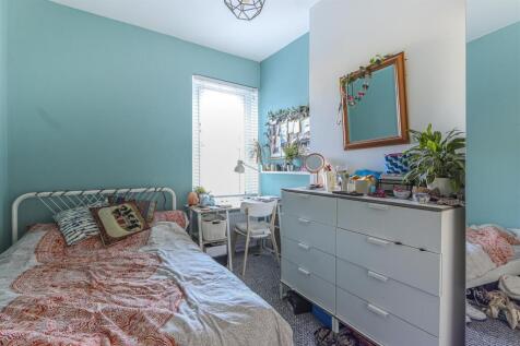 Dogfield Street 57-6.jpg