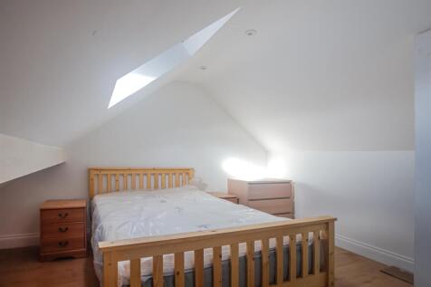 Mackintosh Place 30-4.jpg