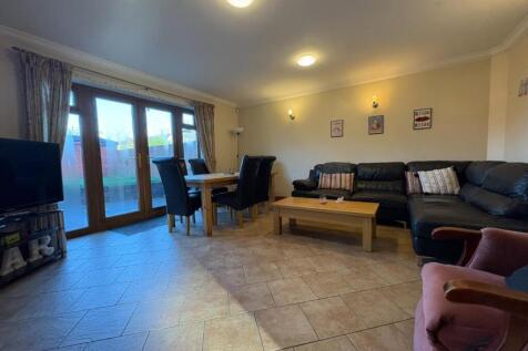 Syric House Fanny S.jpg