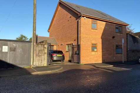 Syric House Fanny Street.jpg