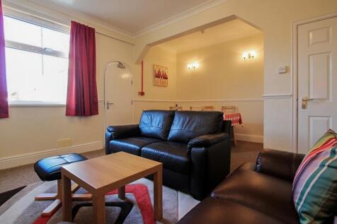 45 Cosmeston Street LR-3.jpg