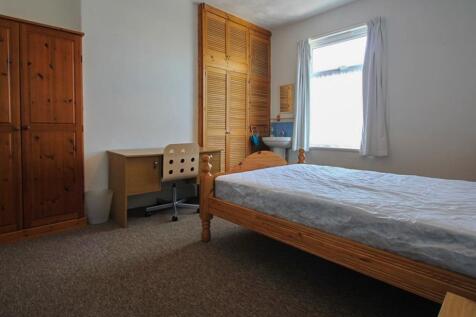 45 Cosmeston Street LR-10.jpg