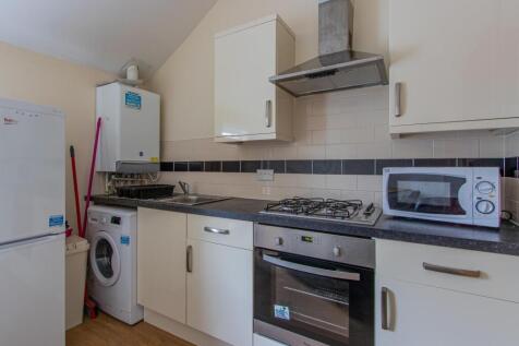 Colum Road 69, 5-8.jpg