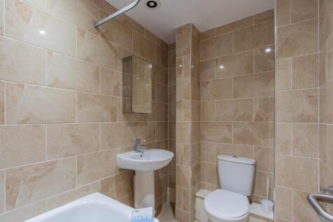 Colum Road 71, 3-4.jpg