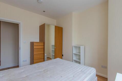 Colum Road 71, 3-7.jpg