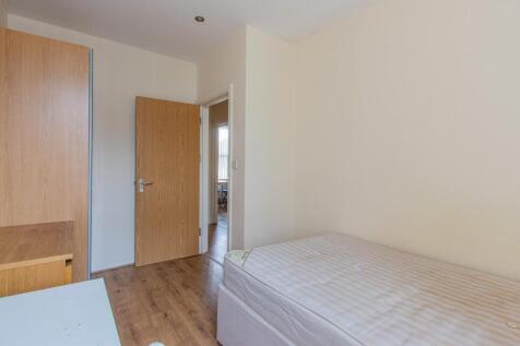 Colum Road 71, 3-9.jpg