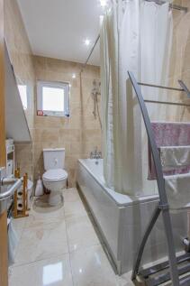 North Road 274, 3-9.jpg