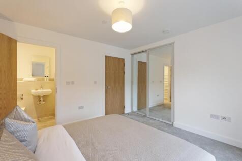 Cavalry 2 bed Mas...