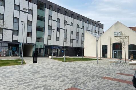 6/7 Newhall Square.jpg