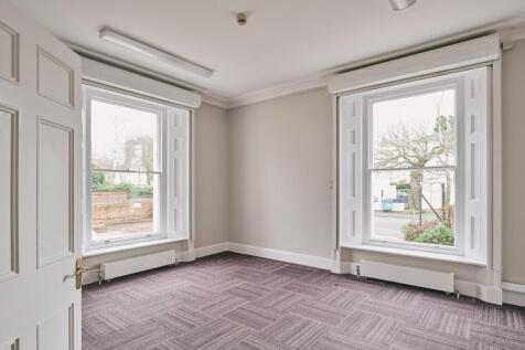 INTERNAL_DSC_0213_240313_BAR_42 Calthorpe Rd_HI 