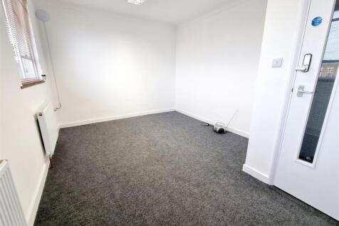 Suite 7 1.jpg
