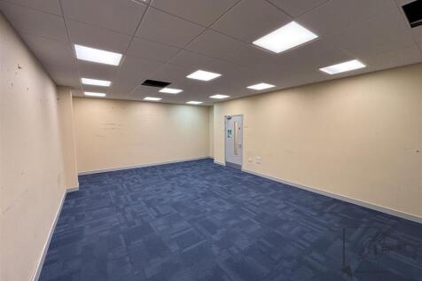 first floor 78 New Road-05.jpg
