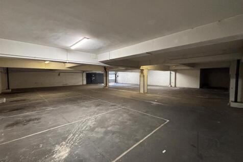 first floor 78 New Road-25.jpg
