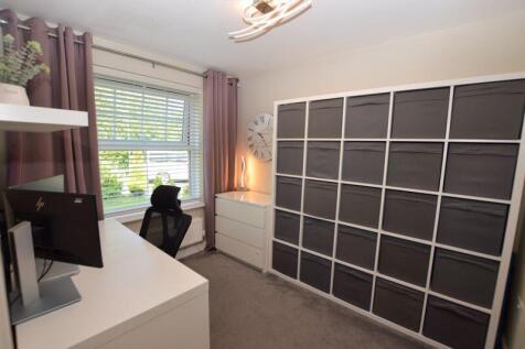 Bedroom/Office