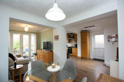 Kitchen/Dining/Family