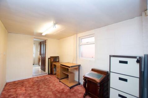 Family Room/3rd Bedroom