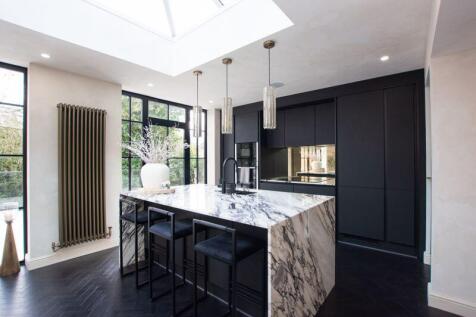 Kitchen/Family/Dining