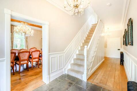 8509411-interior01.jpg