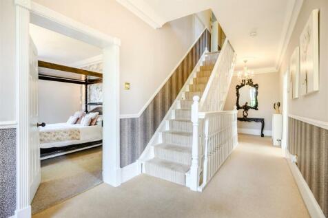 8509411-interior27.jpg