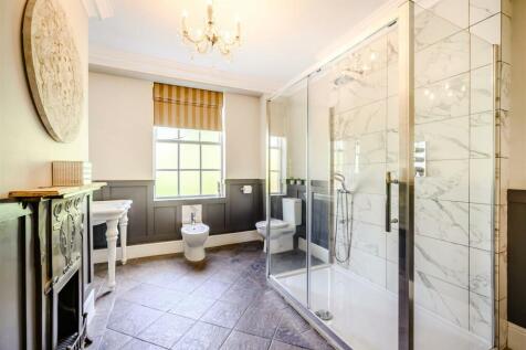 8509411-interior30.jpg