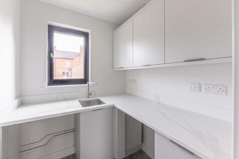 Coton House - by Visually Rich 02831.jpg