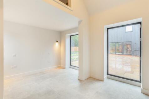 8623752-interior45.jpg