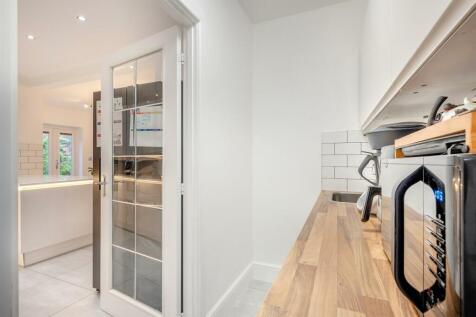 8624897-interior08.jpg