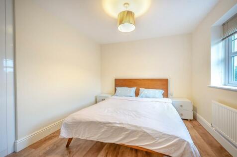 8624897-interior23.jpg
