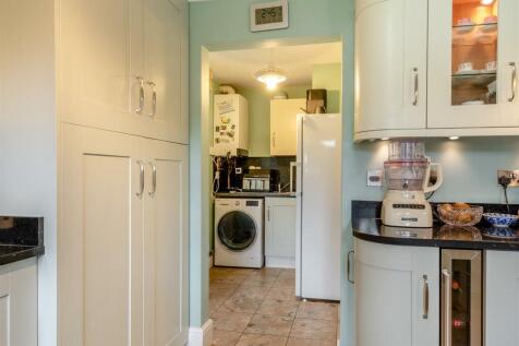 8626237-interior09.jpg
