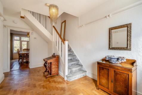 8638834-interior01.jpg