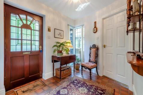 8645743-interior02.jpg