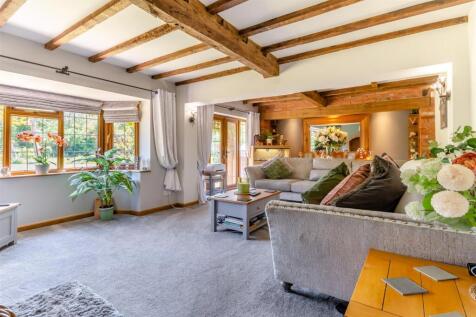 8647720-interior01.jpg
