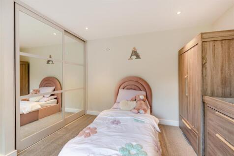 8651958-interior44.jpg