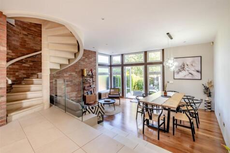 8652520-interior23.jpg
