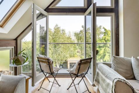8652520-interior16.jpg
